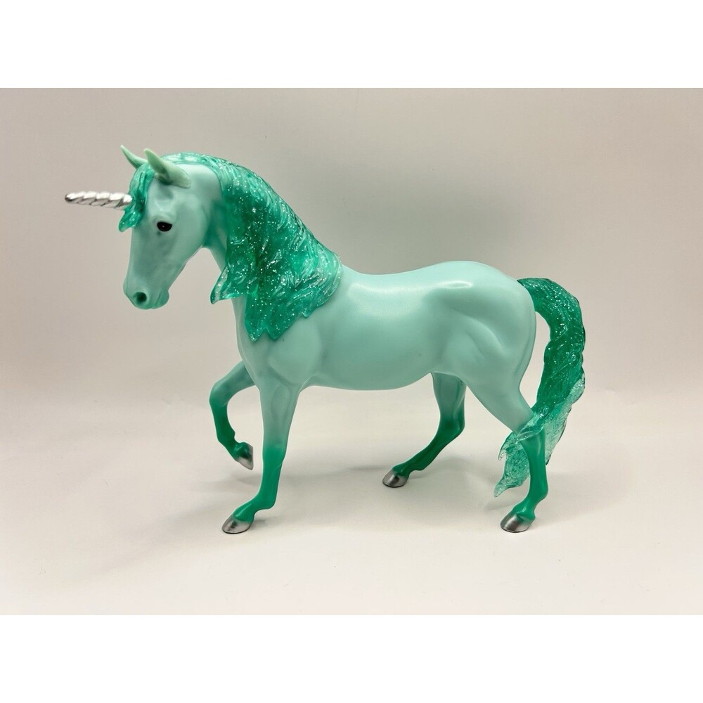 Breyer Paddock Pals Scented Green Unicorn + Serendipity Magical Unicorn Lot Of 2 - Picture 16 of 16